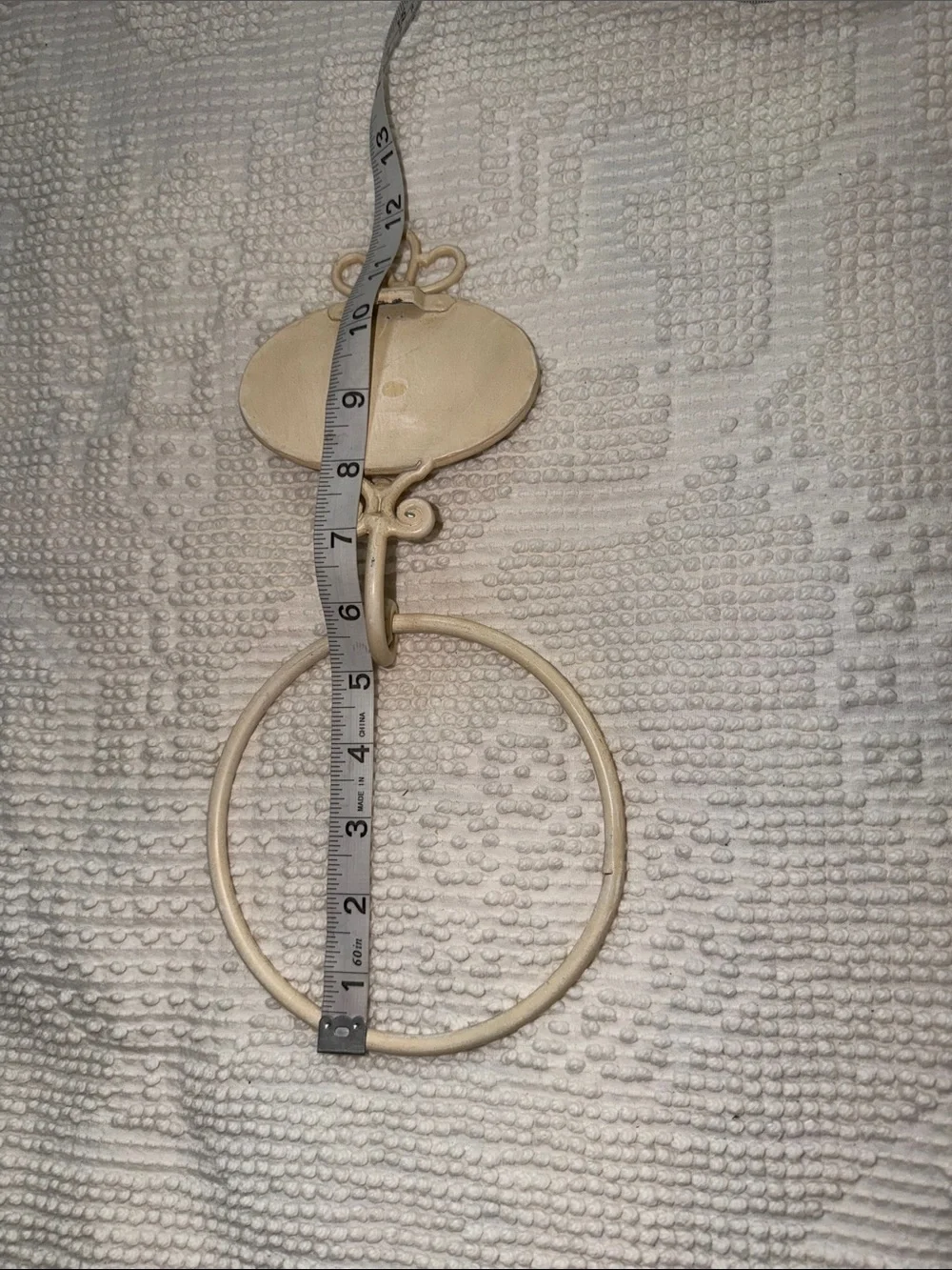 Metal/ iron Ring Hand towel holder vintage